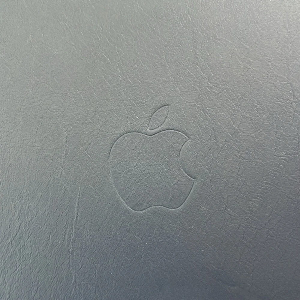 Apple leather sleeve for iPad 10.5 Pro.